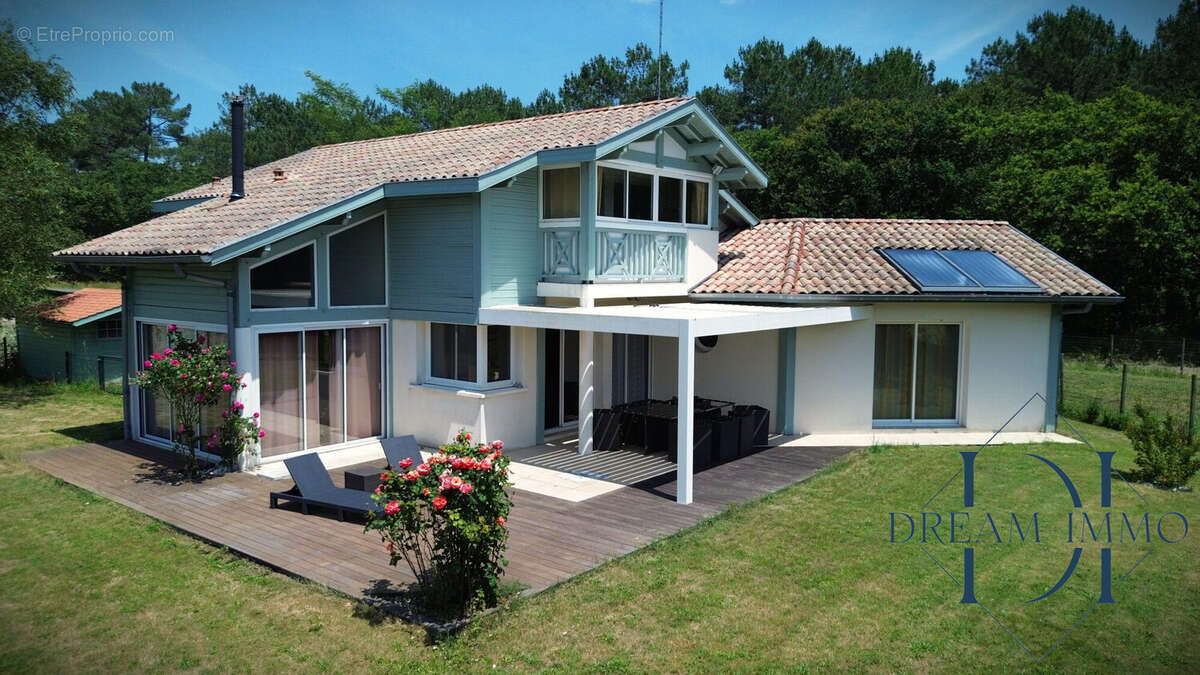 Maison à RIVIERE-SAAS-ET-GOURBY