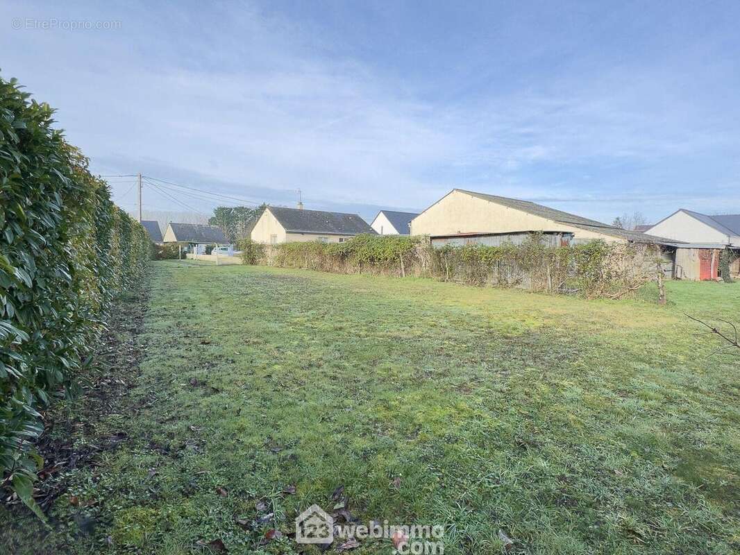 Vue d'ensemble du terrain - Terrain à CORNE