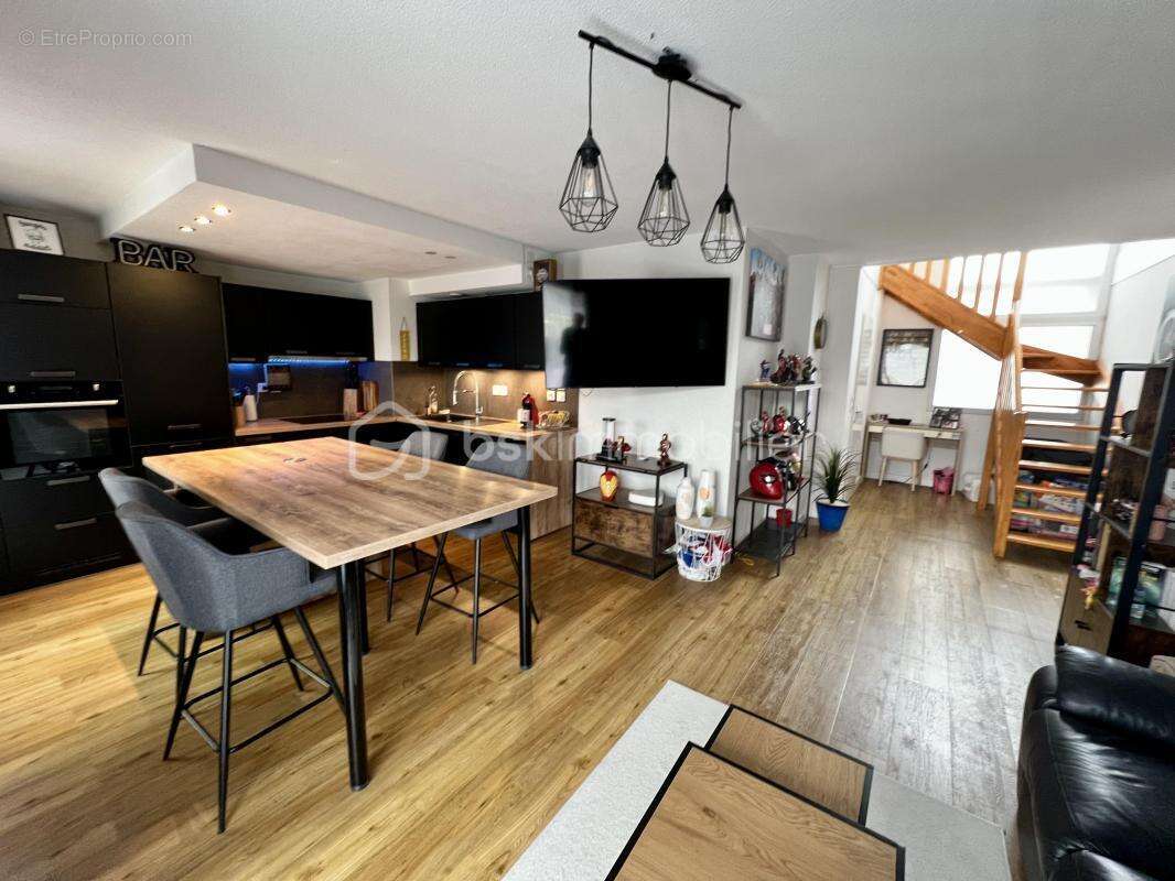 Toulouse – T4 Duplex 85 m²  CLIM – DPE B - Dernier Étage – Terrasse – Ascenseur – Garage - photo 8