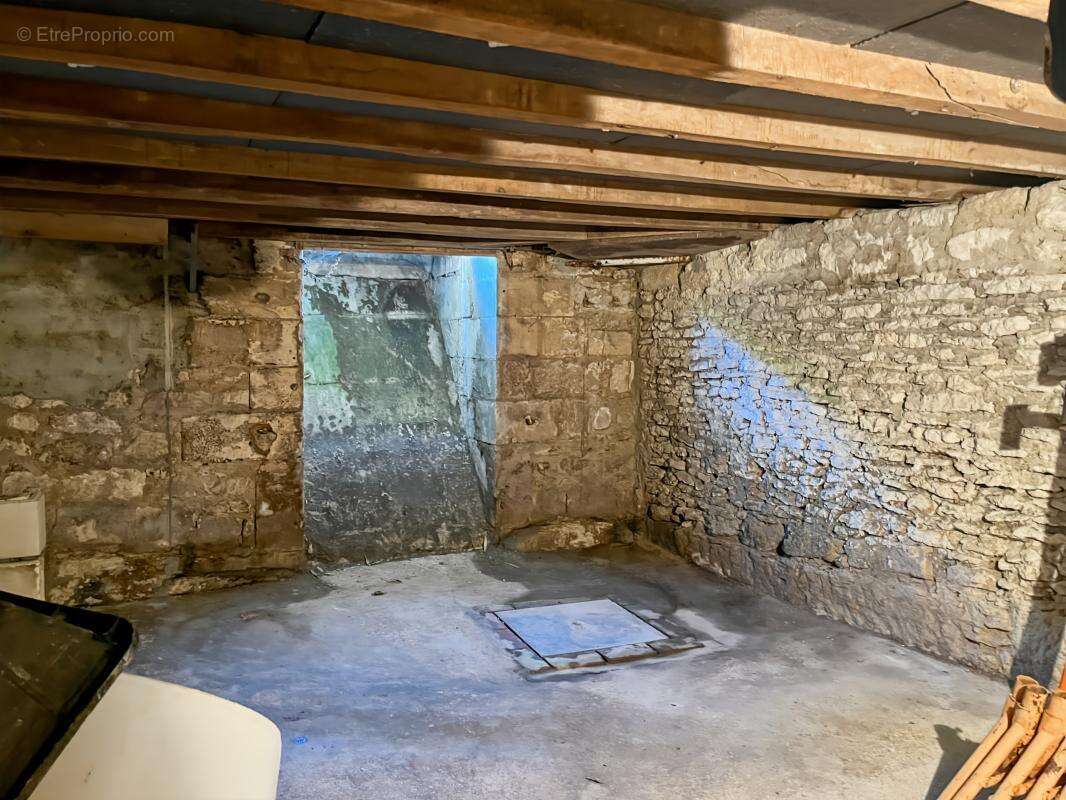 Maison 130 m² à Cognac  - photo 18