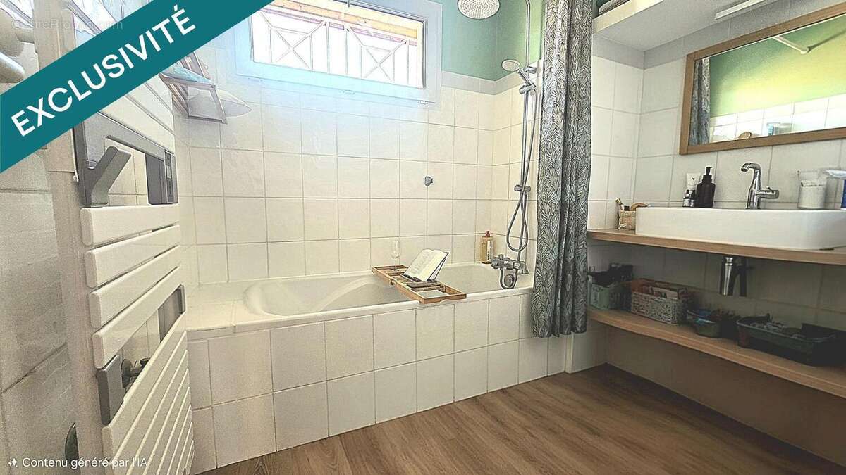 Photo 8 - Maison à LE HAILLAN