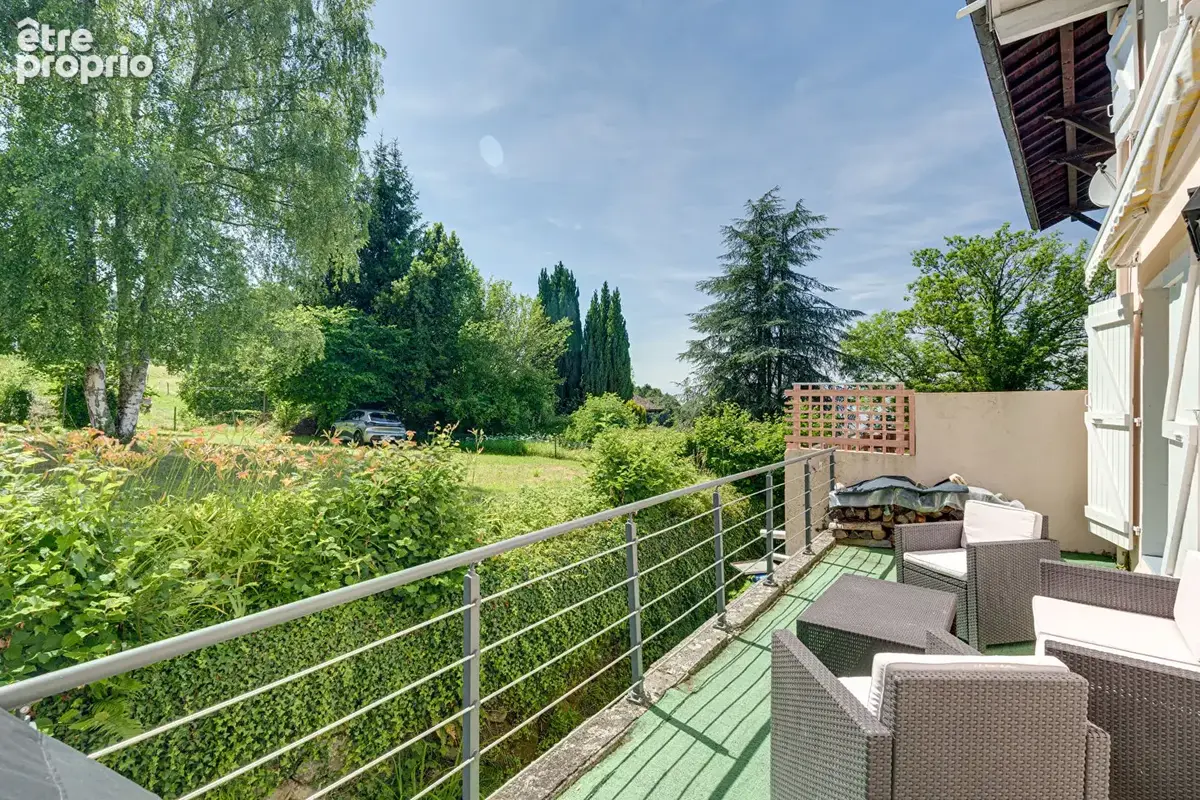 Maison Lugrin 6 pièces 99.75 m² avec jardin dans un secteur très calme. - photo 2
