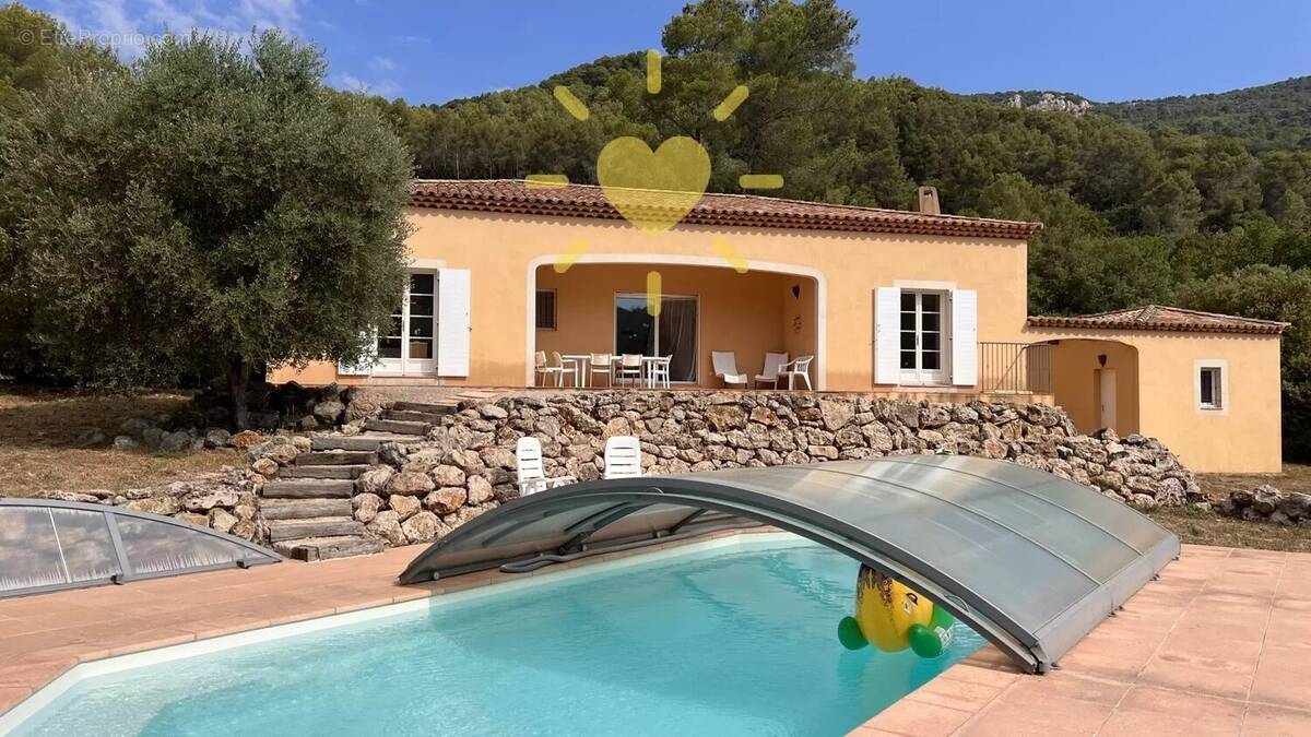 Maison à BARGEMON