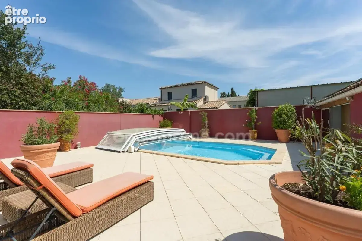 Lunel (34400) – maison individuelle – 4 chambres – piscine chauffée – terrasse – 2 logements – garage - photo 3