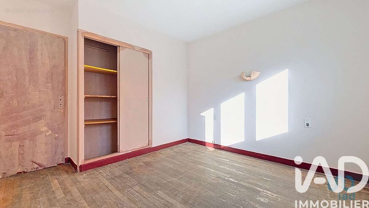 Photo 4 - Maison à ROMILLY-SUR-SEINE