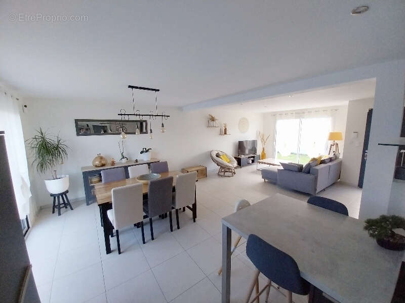 Maison à PARIGNE-L'EVEQUE