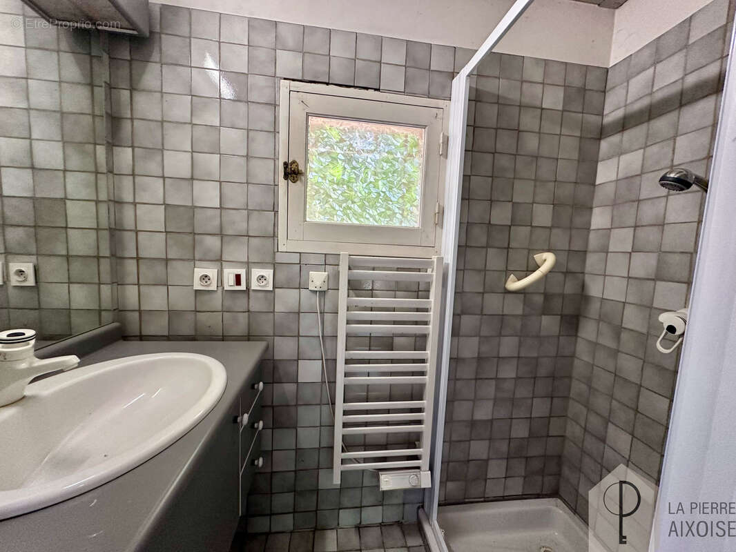Maison 5 pièces 100m2 avec jardin, dépendances et garage à Aix en Provence - photo 7