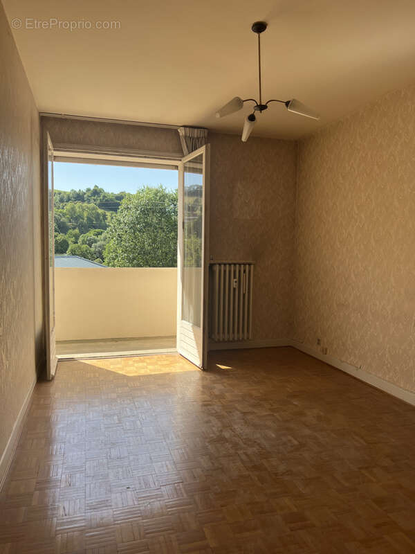 Appartement avec potentiel proche centre ville - photo 3
