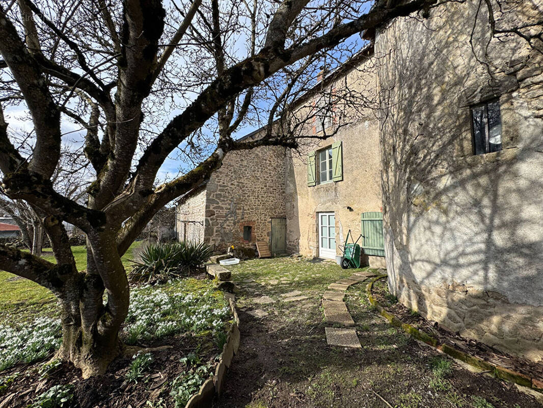 Maison à BENEVENT-L'ABBAYE