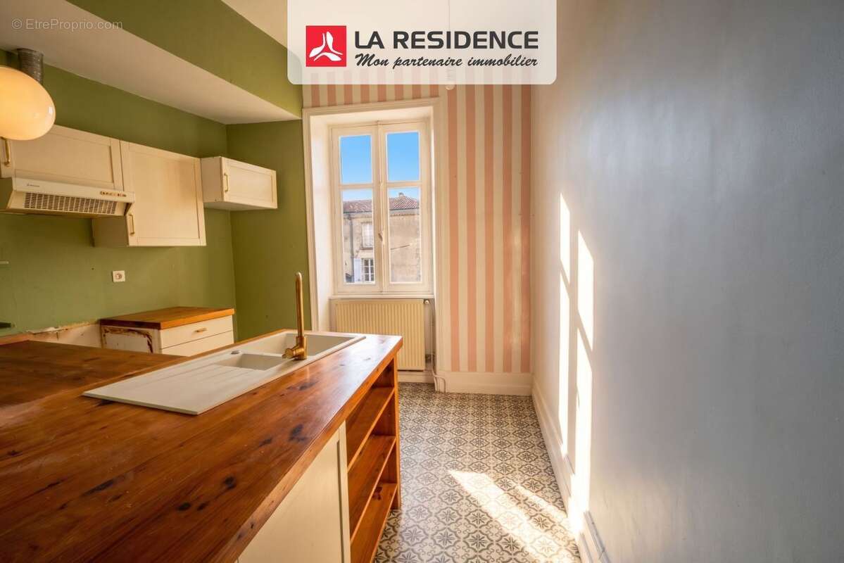 Appartement 75 m² à Tournon-Sur-Rhone  - photo 5