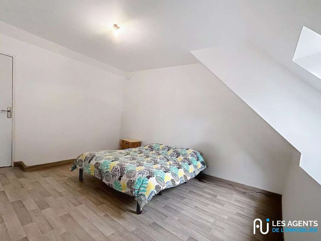 Maison à SAINT-HILAIRE-SAINT-MESMIN