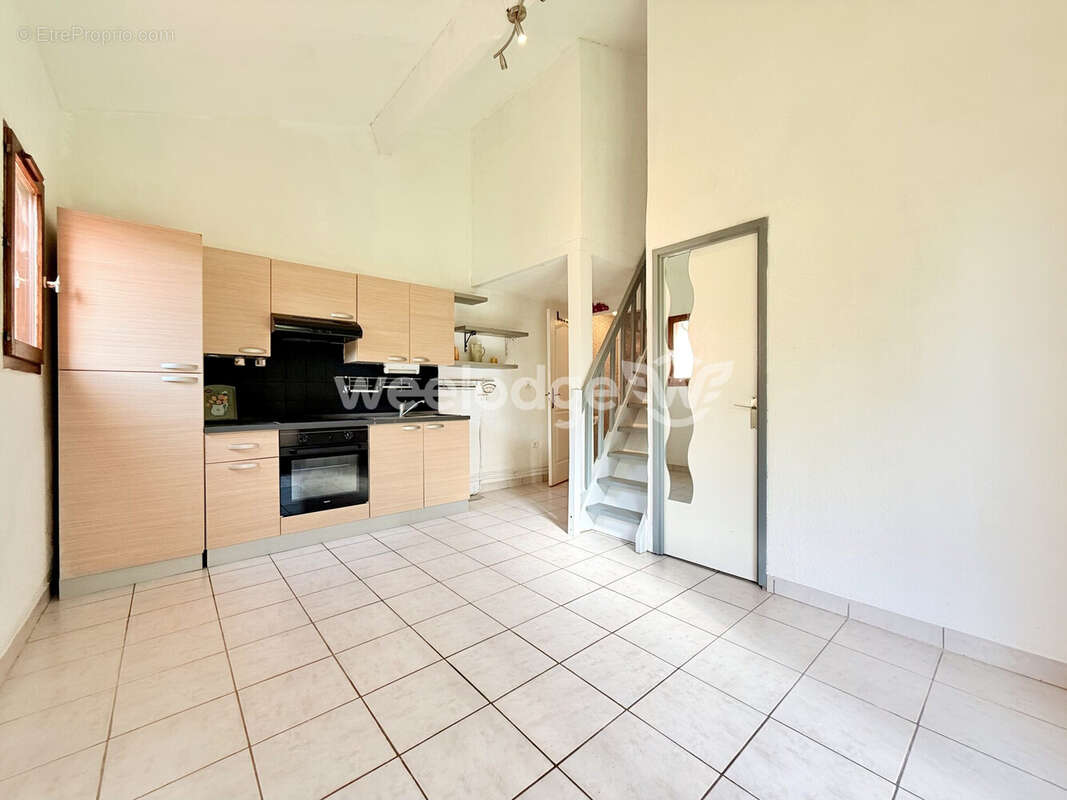 Maison à TOURRETTES