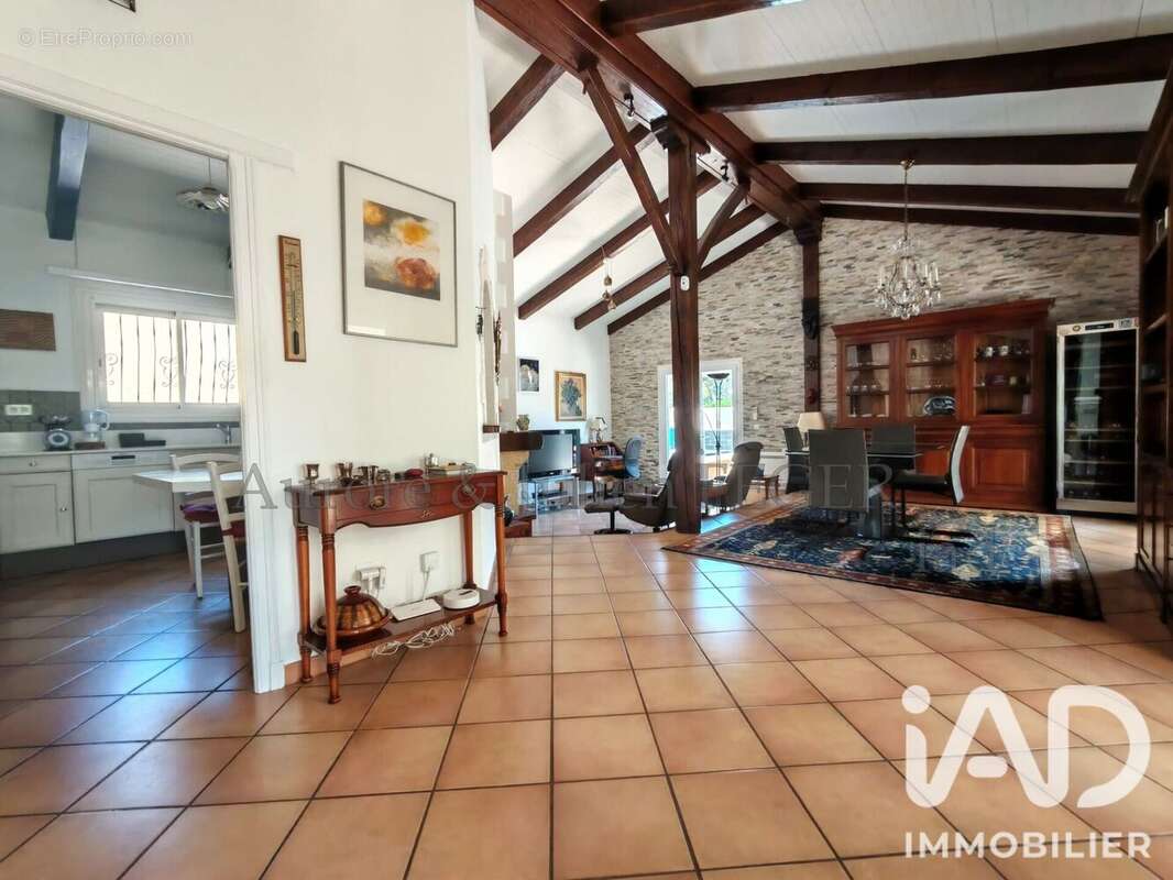 Photo 4 - Maison à TROUILLAS