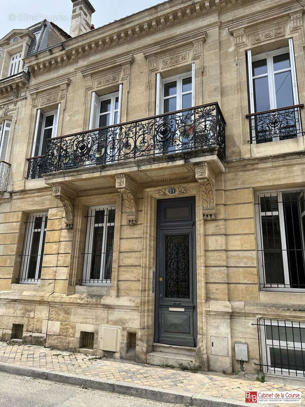 Appartement à BORDEAUX