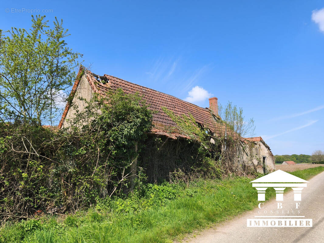 Maison à L'ABERGEMENT-SAINTE-COLOMBE
