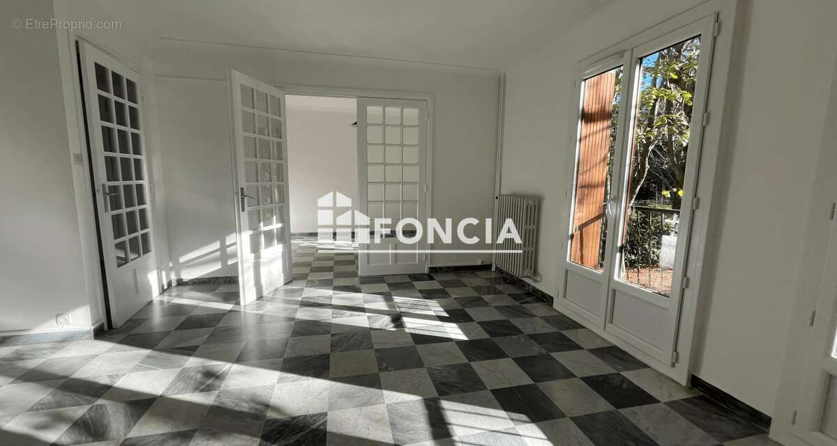 Appartement à AIX-EN-PROVENCE