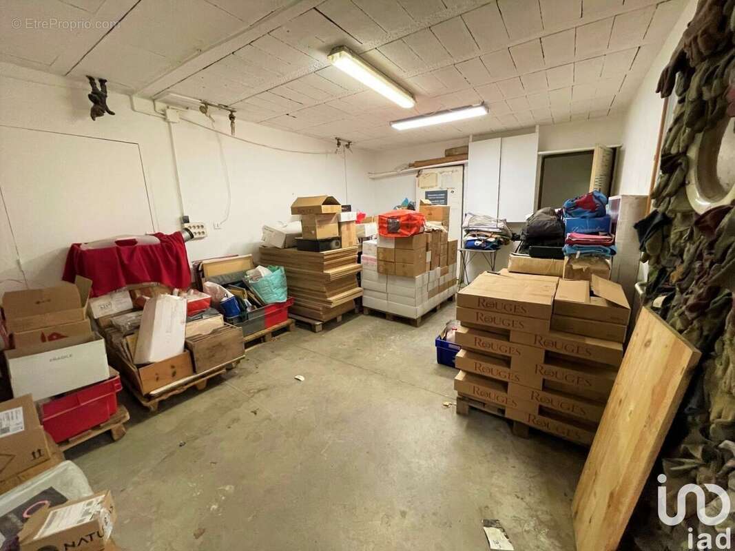 Photo 8 - Commerce à CARCES