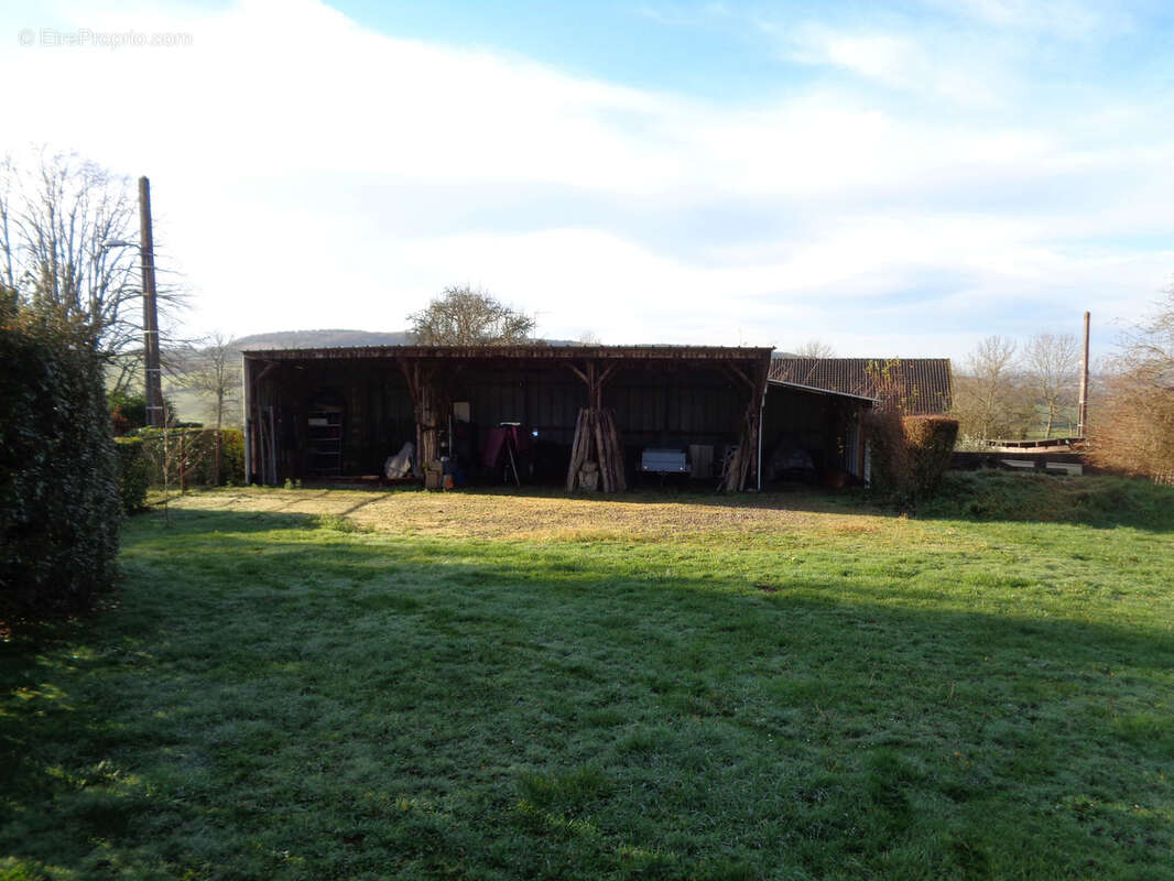 Maison à SAINT-BENIN-D'AZY