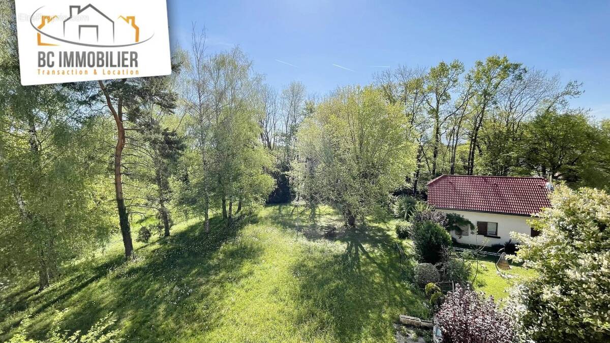 Appartement 143 m² à Prevessin-Moens  - photo 1