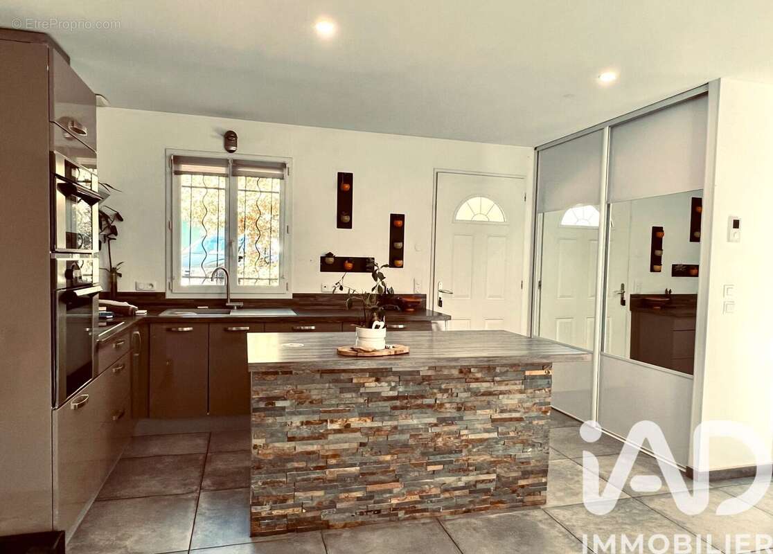 Photo 6 - Maison à NANS-LES-PINS