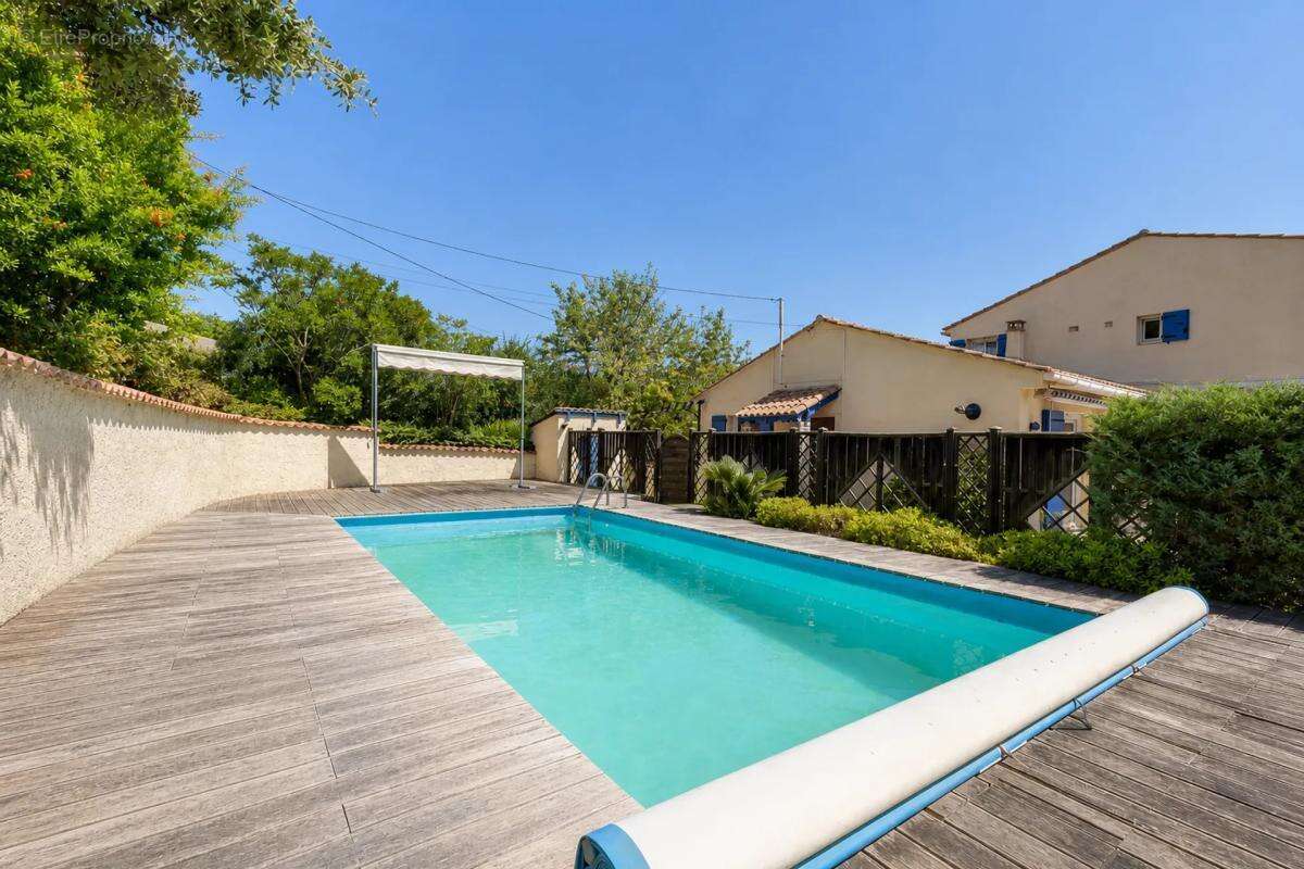 Maison à ORGON