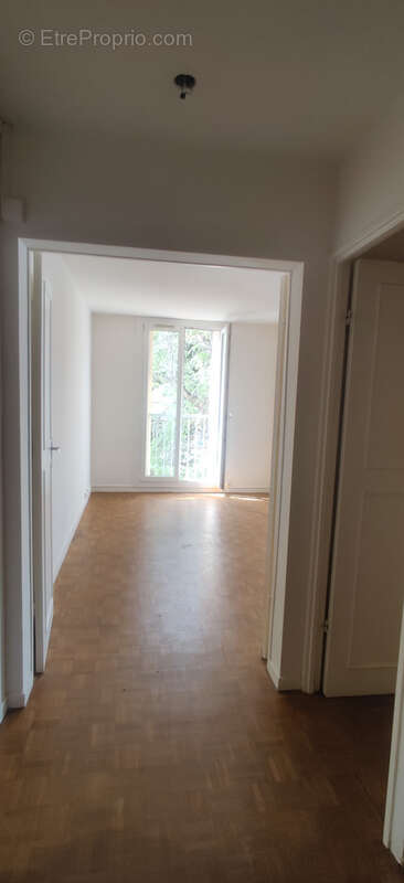 Appartement à MARSEILLE-11E