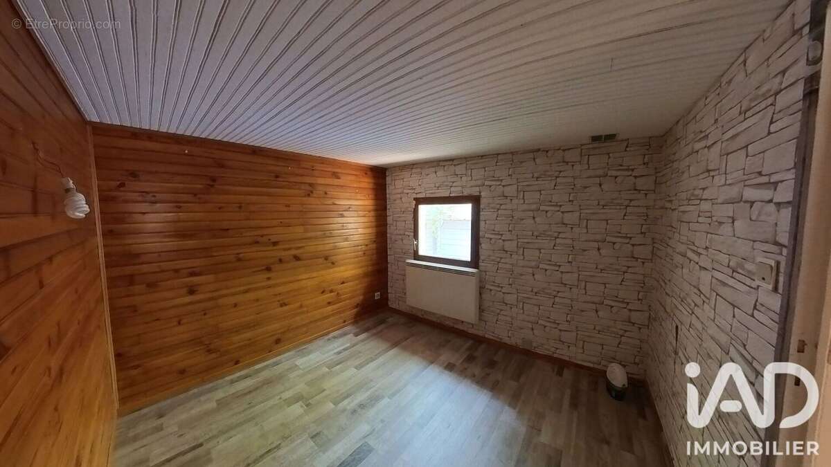 71 m² à Savigny-En-Veron  - photo 6
