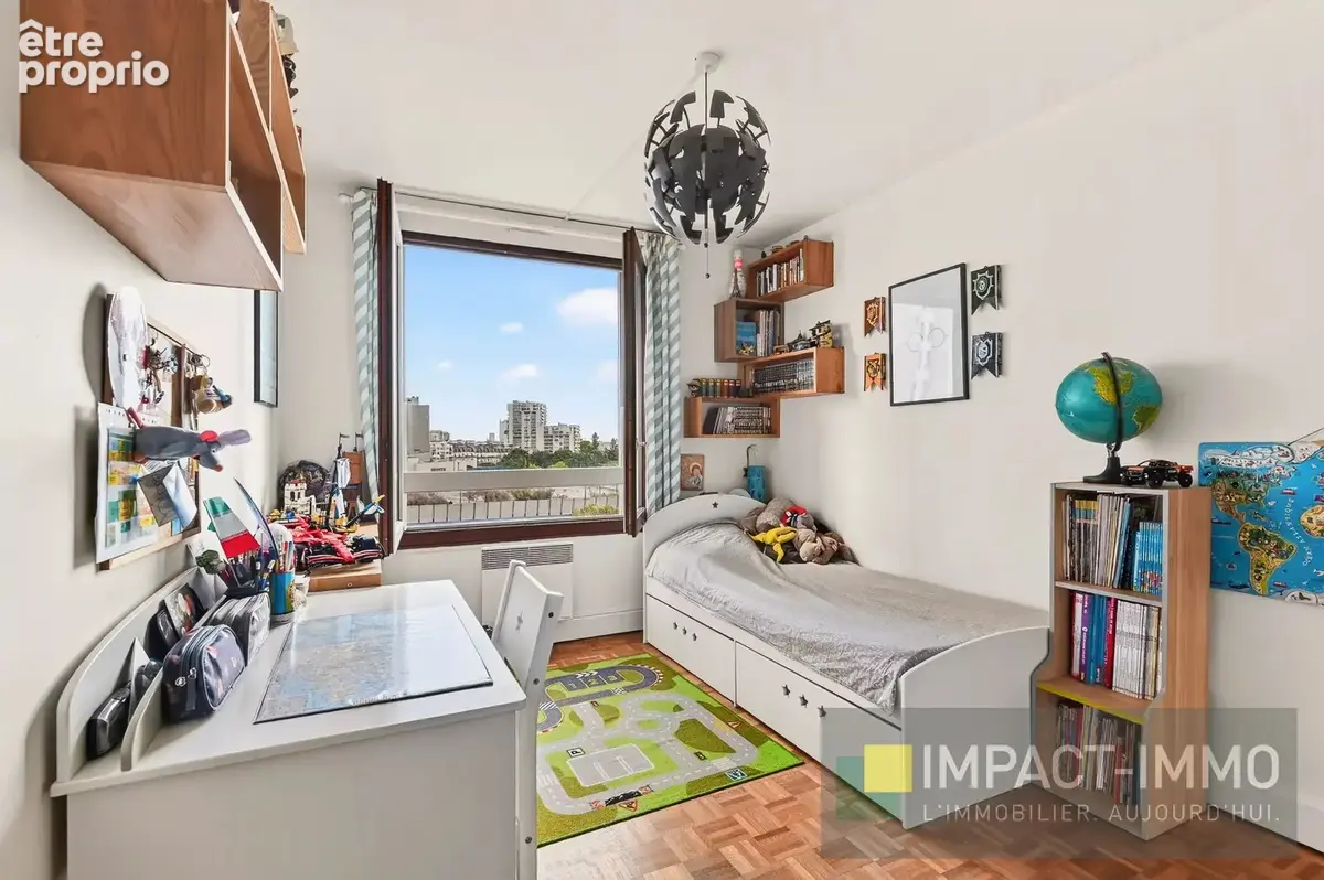 5 pièces en excellent état - 2 exterieurs - plein coeur de courbevoie - photo 9