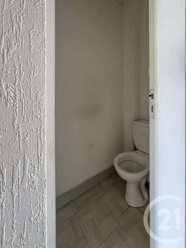 Appartement à MARSEILLE-4E