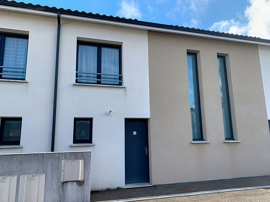 Maison à VILLENAVE-D'ORNON