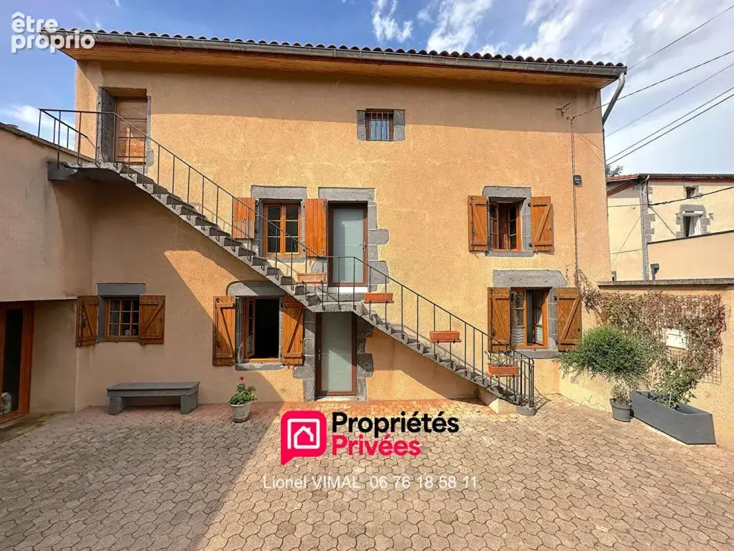 Maison 5 pièces 140 m2 avec dépendances - photo 2