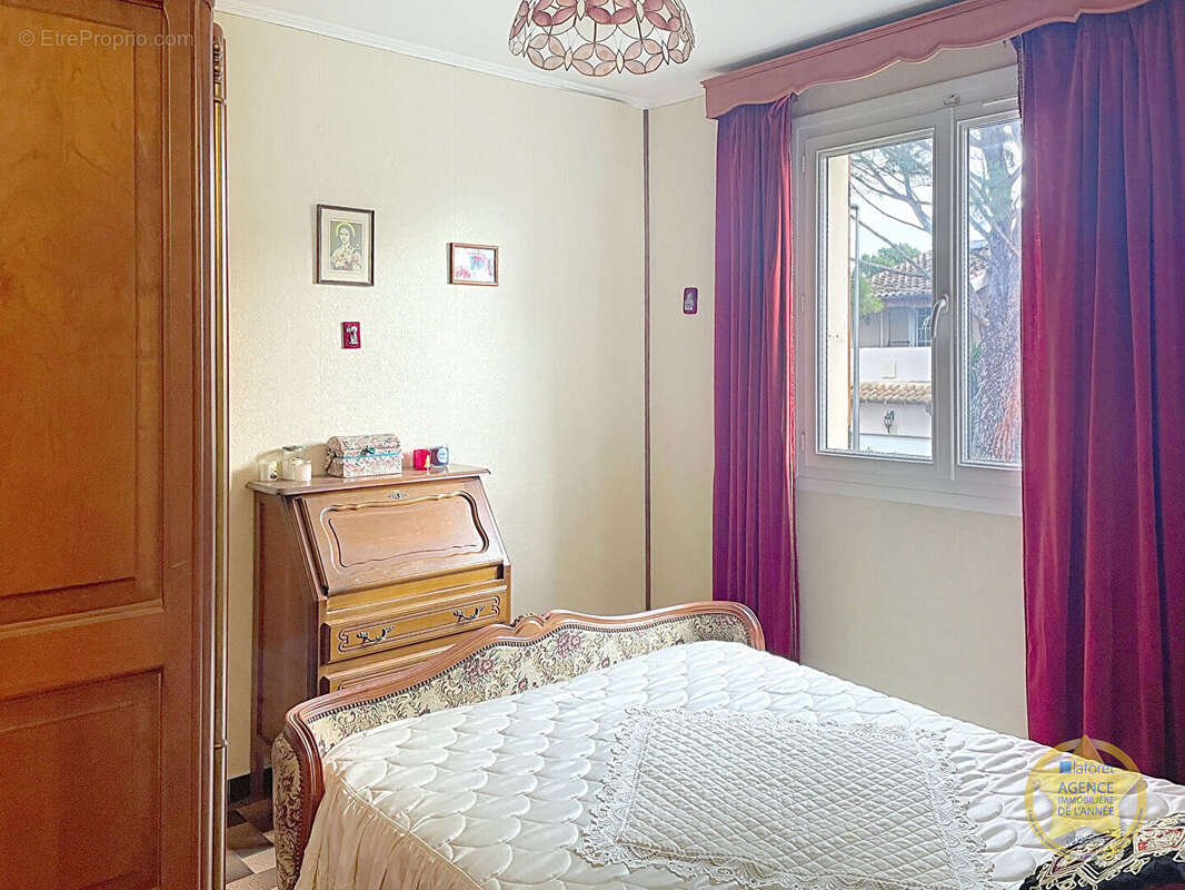 Maison à LES ANGLES