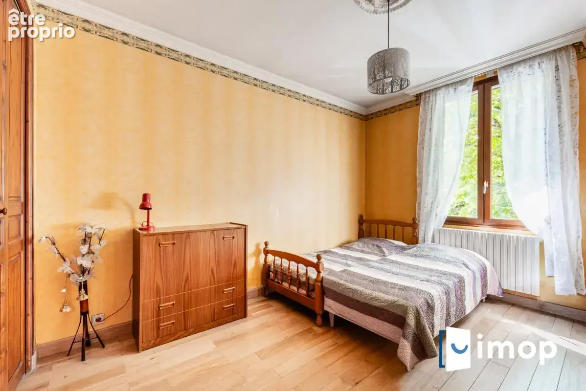 Quartier Mairie. 2mn RERA. Maison familiale 4/5ch. Jardin - photo 14