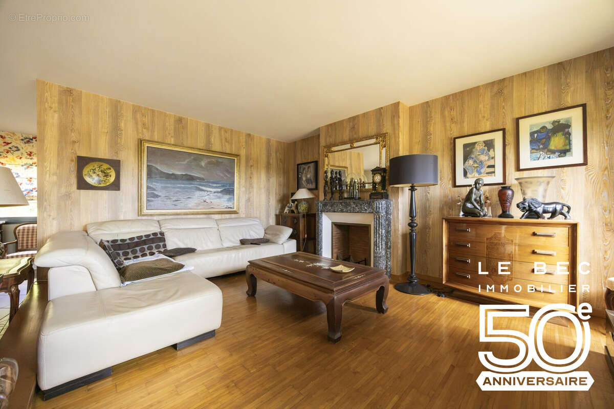 Maison 240 m² à Vannes  - photo 7