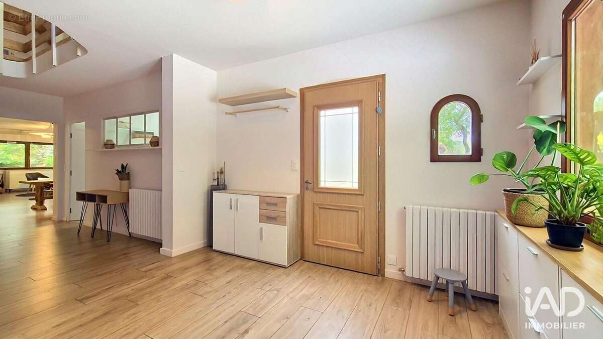 Photo 5 - Maison à NOISY-SUR-ECOLE