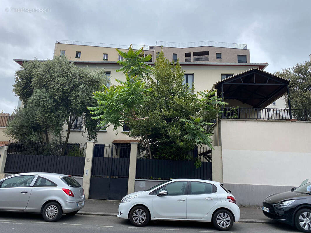 Appartement à IVRY-SUR-SEINE