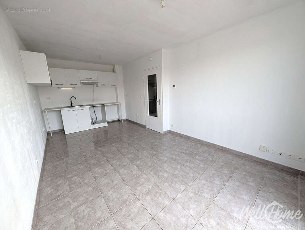 Appartement à MERY-SUR-OISE