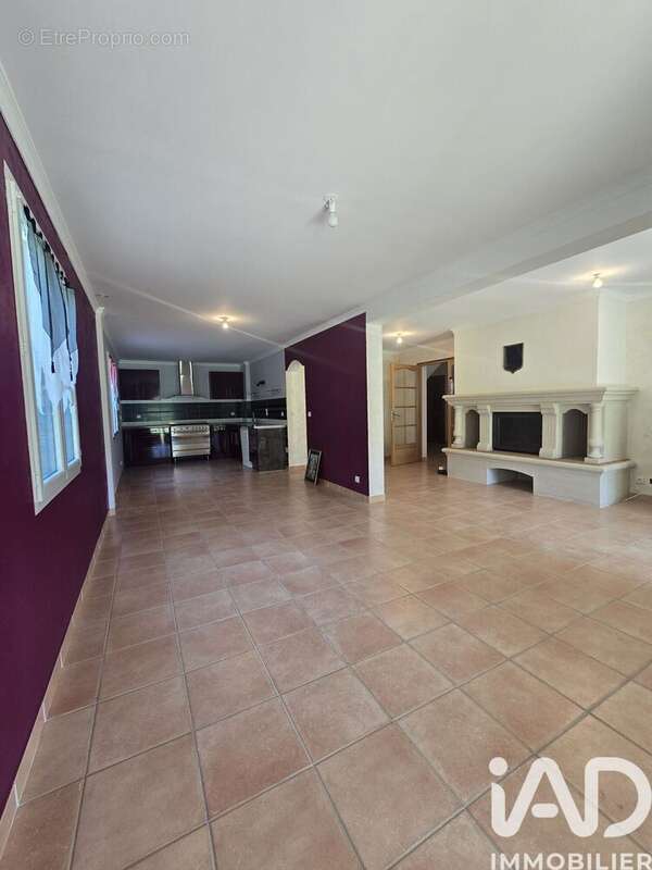 Photo 5 - Maison à LES JUNIES