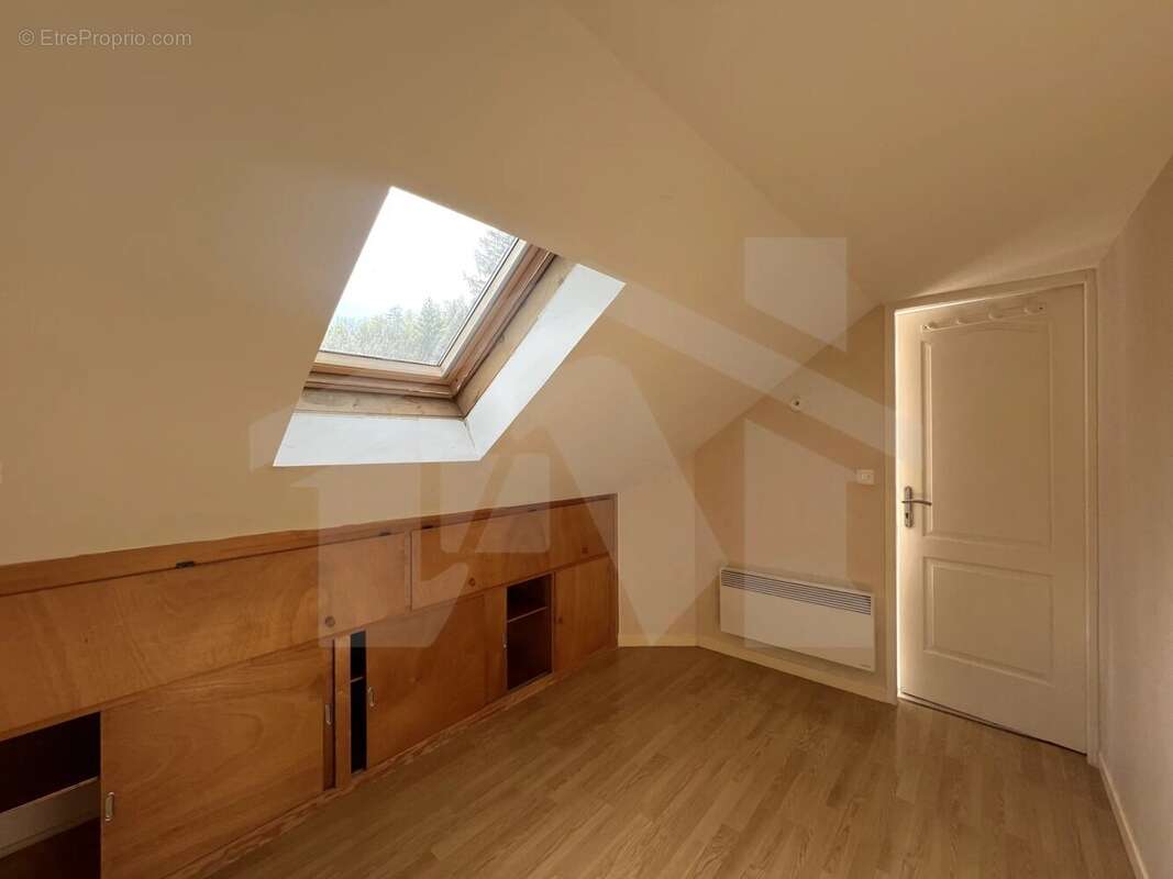Appartement à SAINT-NIZIER-DU-MOUCHEROTTE