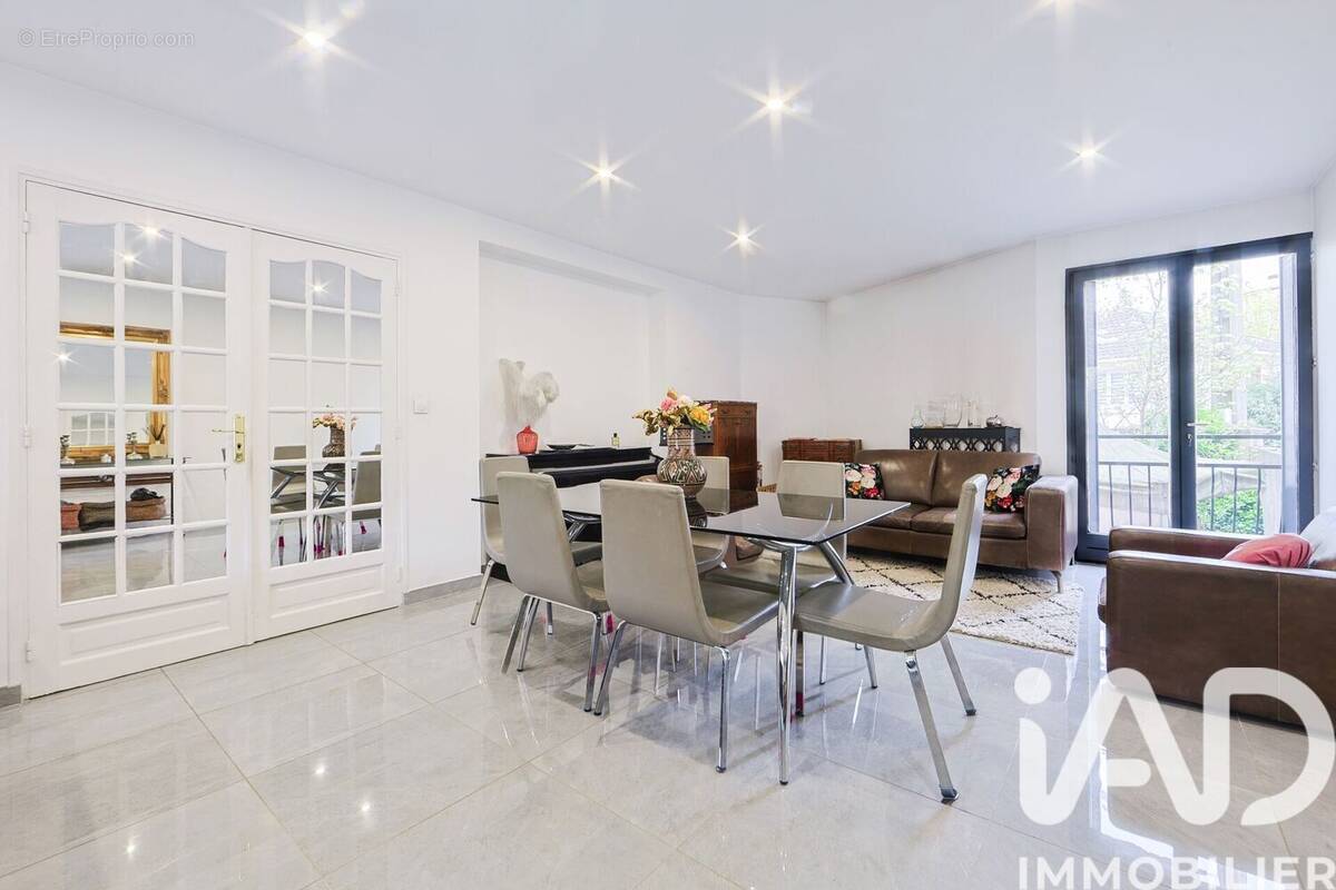 Photo 1 - Appartement à LE RAINCY