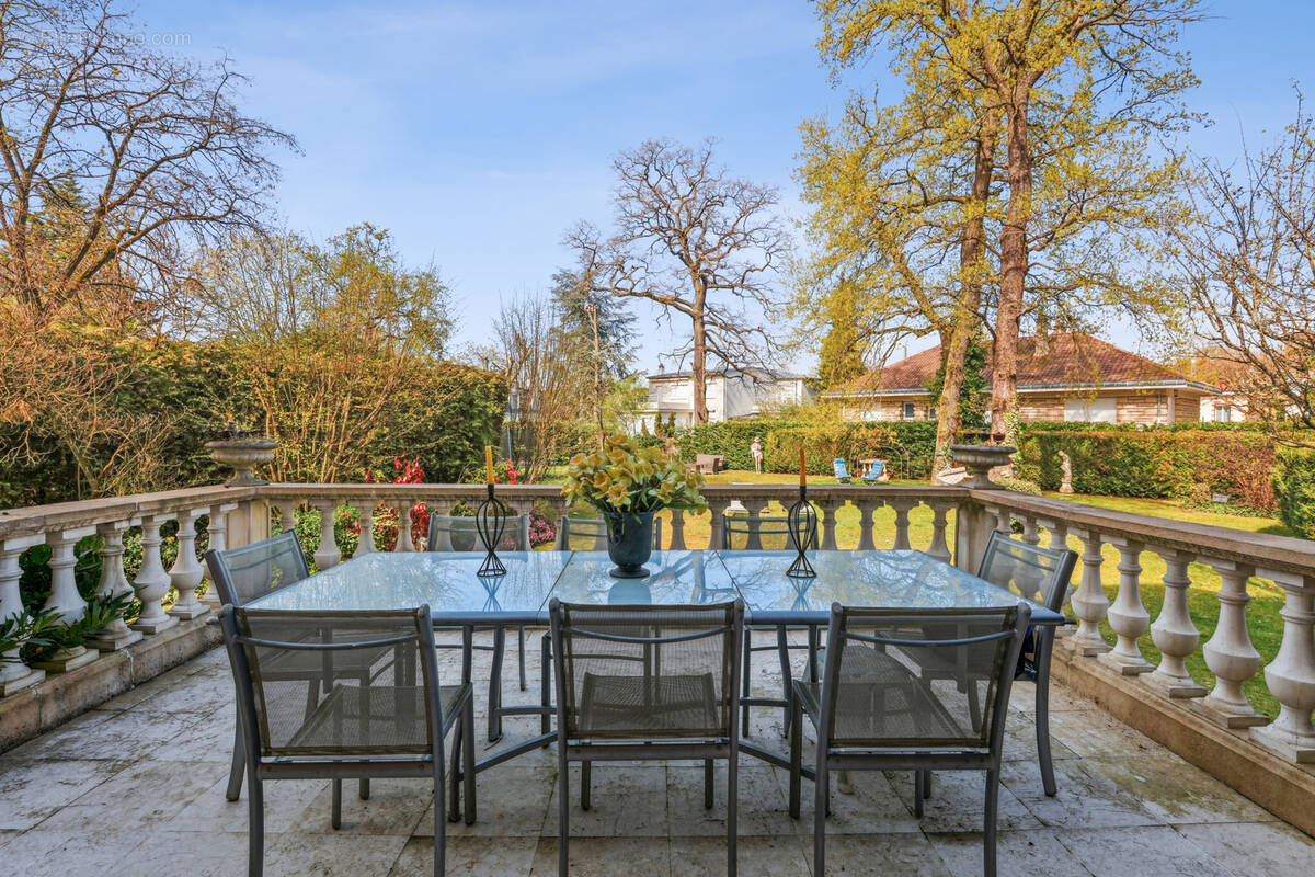 Maison à LE VESINET