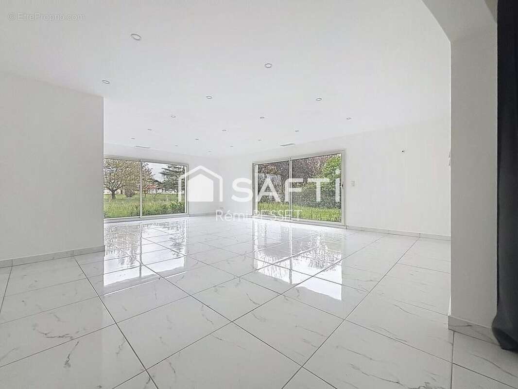 Photo 3 - Maison à CASTELSARRASIN