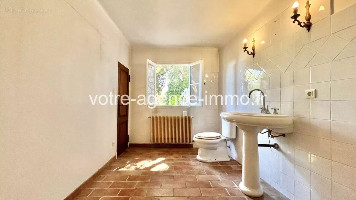 Maison 4/5 pièces Saint Pancrace / Vue mer / Jardin / Garage - photo 15