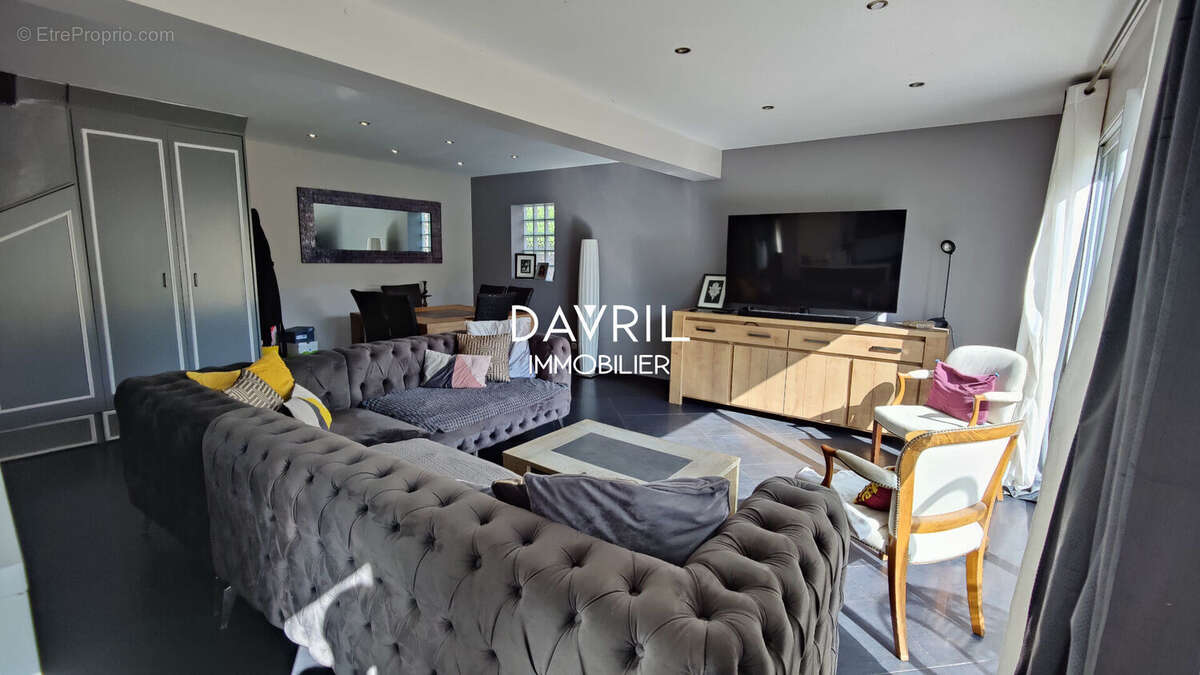 Maison à CONFLANS-SAINTE-HONORINE