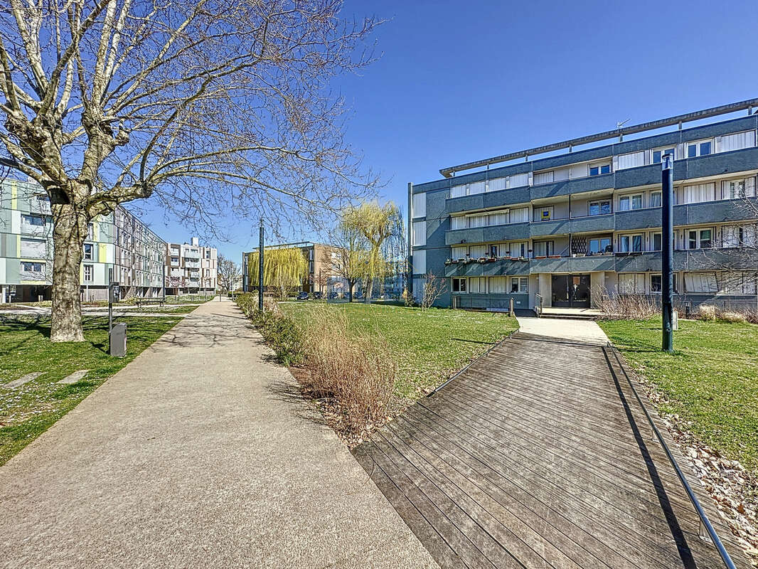 Appartement à QUETIGNY