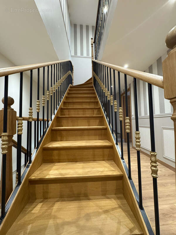 Maison à CHARLEVILLE-MEZIERES