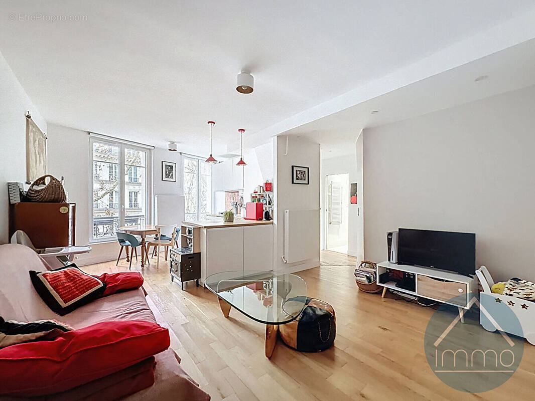 Appartement à PARIS-19E