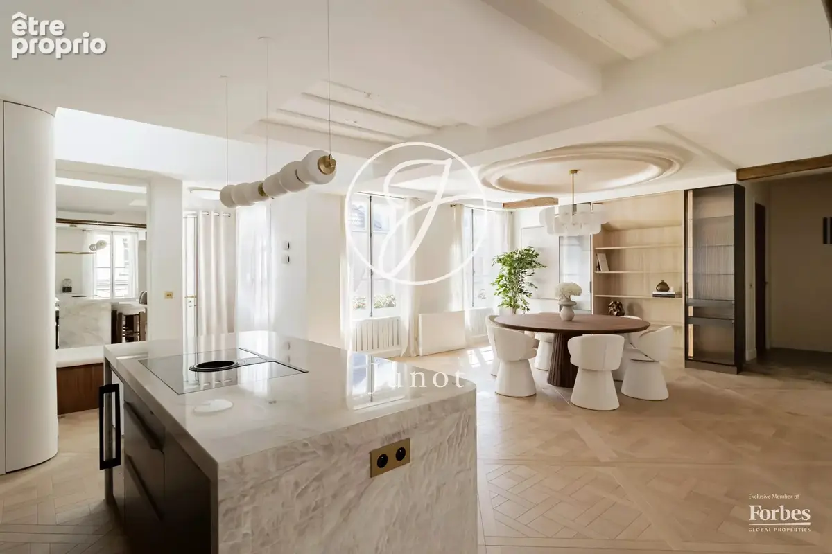 Paris 1er - PLACE VENDÔME / SAINT-HONORÉ - Appartement - 5 pièces - 163,73m² Carrez - 3 chambres - Parfaitement rénové - Climati - photo 12
