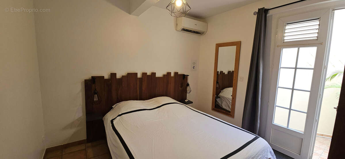 Maison à LES TROIS-ILETS