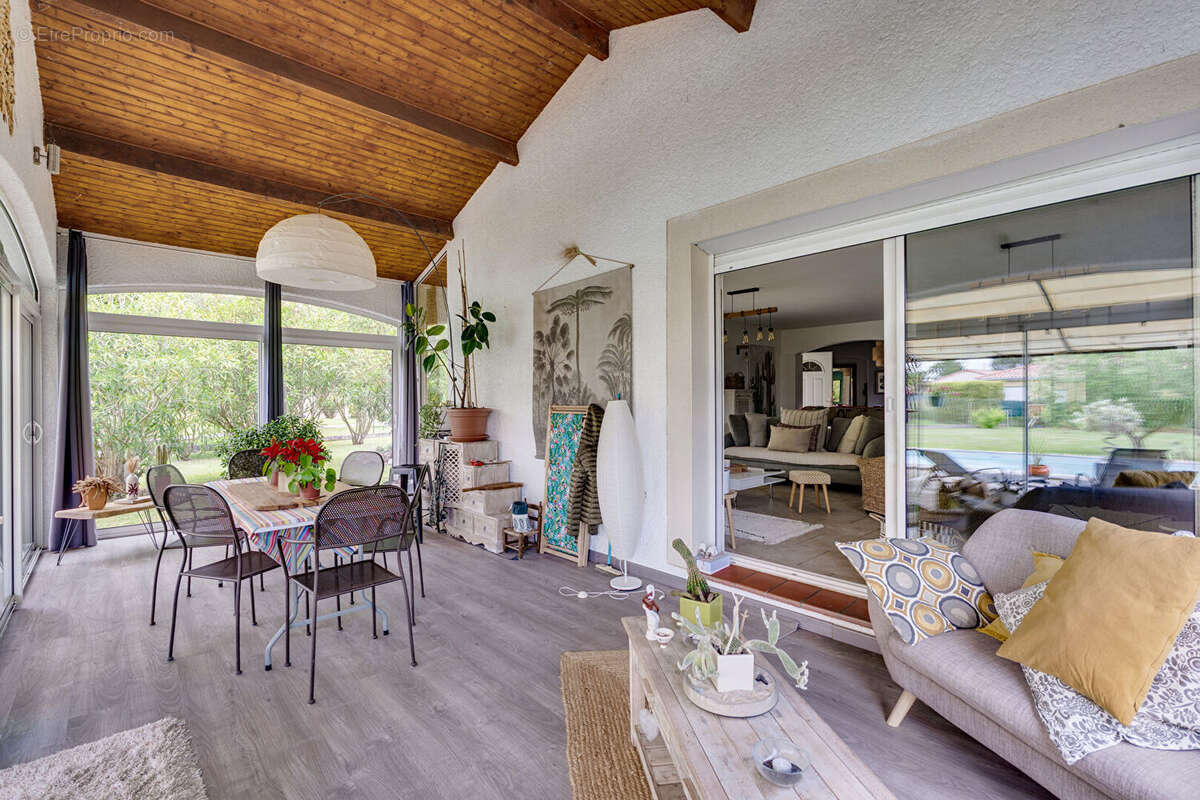 Maison à LAGARDELLE-SUR-LEZE